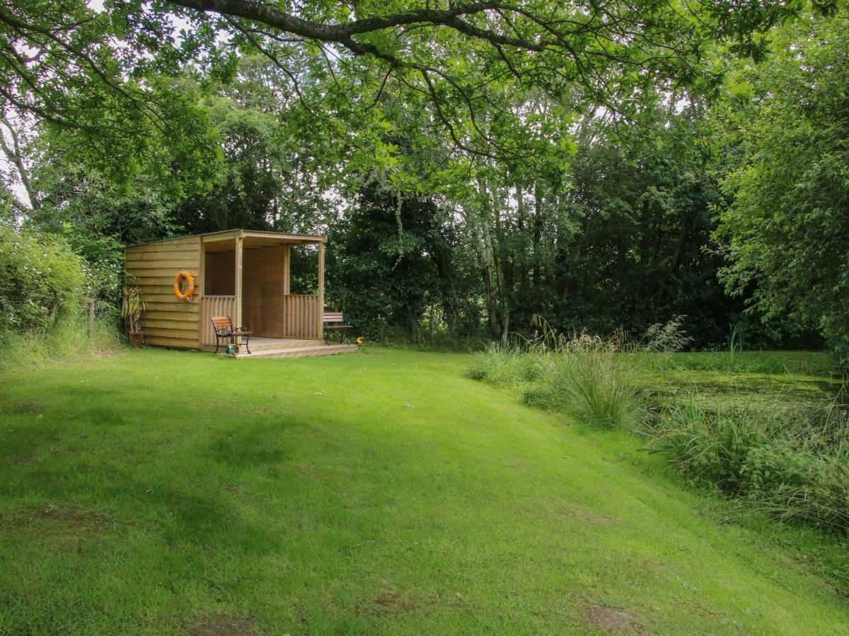 Jacob'S Meadow Pod 2 Villa Shrewsbury Bagian luar foto